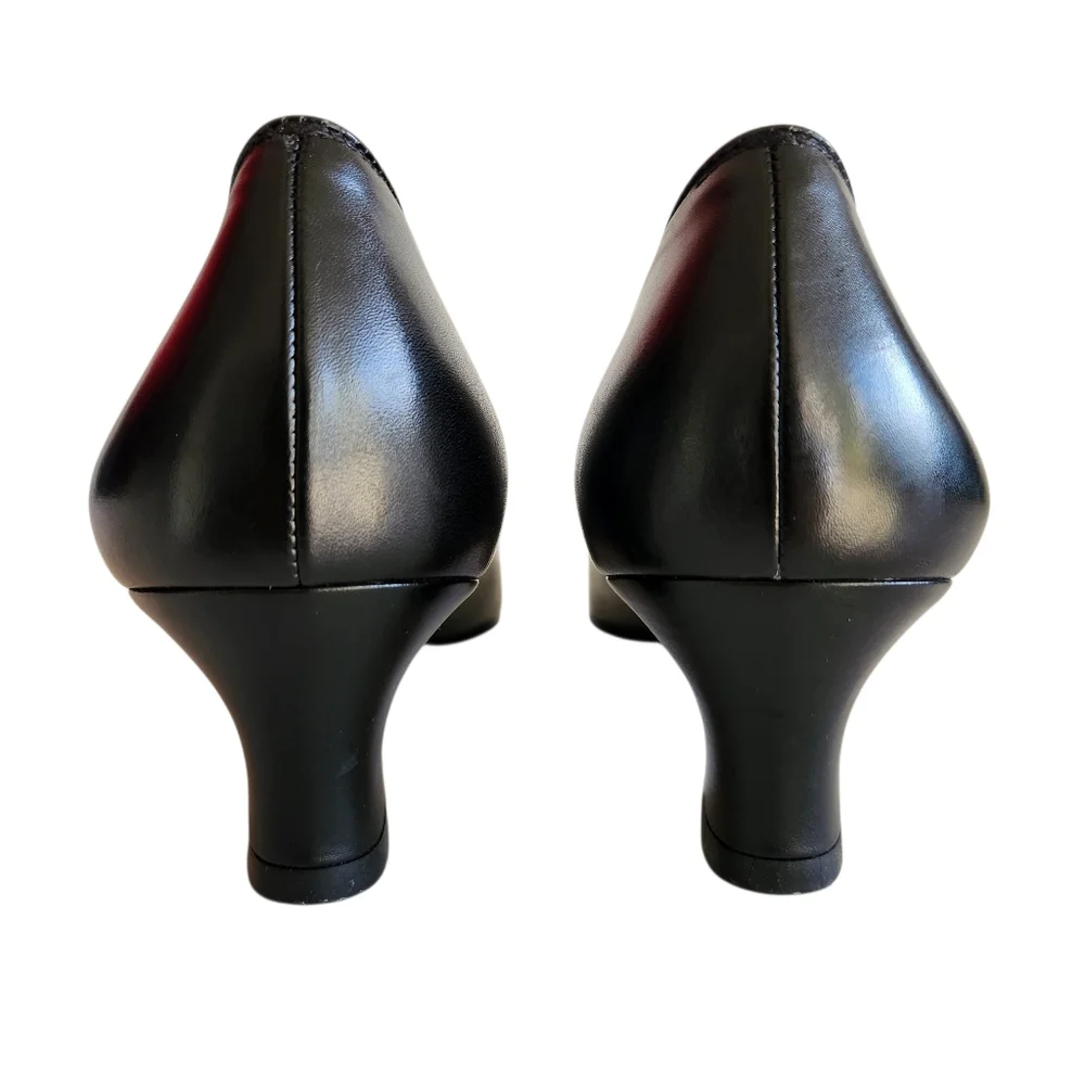 Salvatore Ferragamo Black Leather Bow Pumps Kitten Heels Shoes 8.5 AAAA Narrow